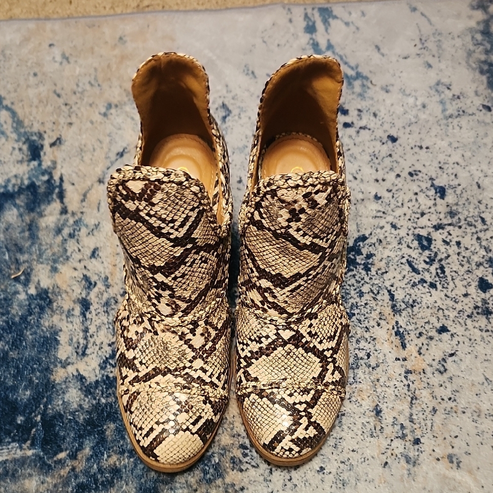 Snakeskin Pattern Ankle Boots